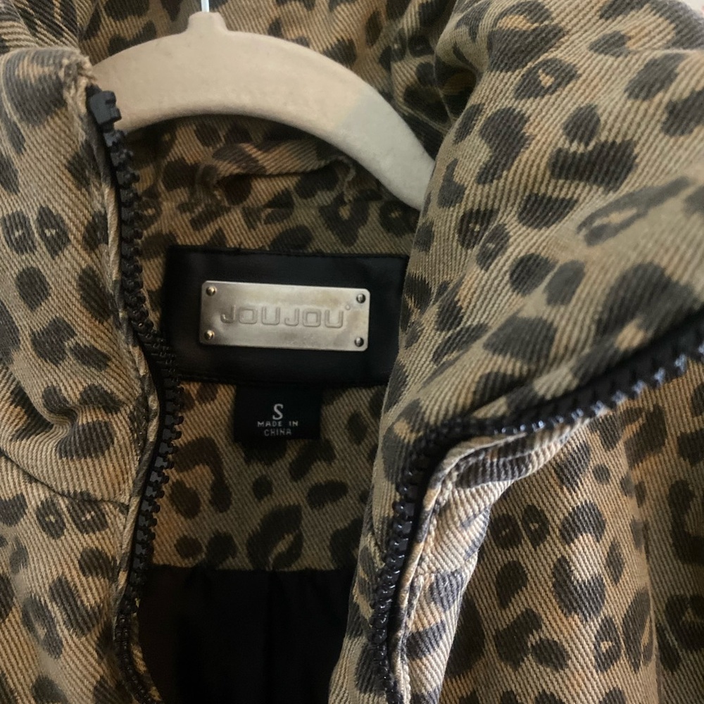 Jou Jou Women's Tan Leopard Bomber Jacket